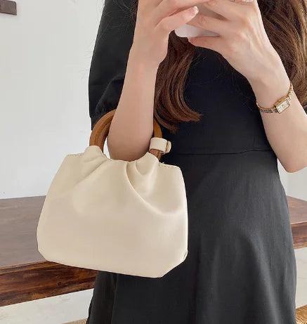 Niche Fold Cloud Portable Women's Messenger Bag