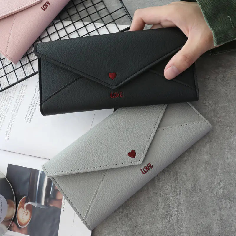 Women's Heart-Shaped Embroidery 2-Fold Wallet